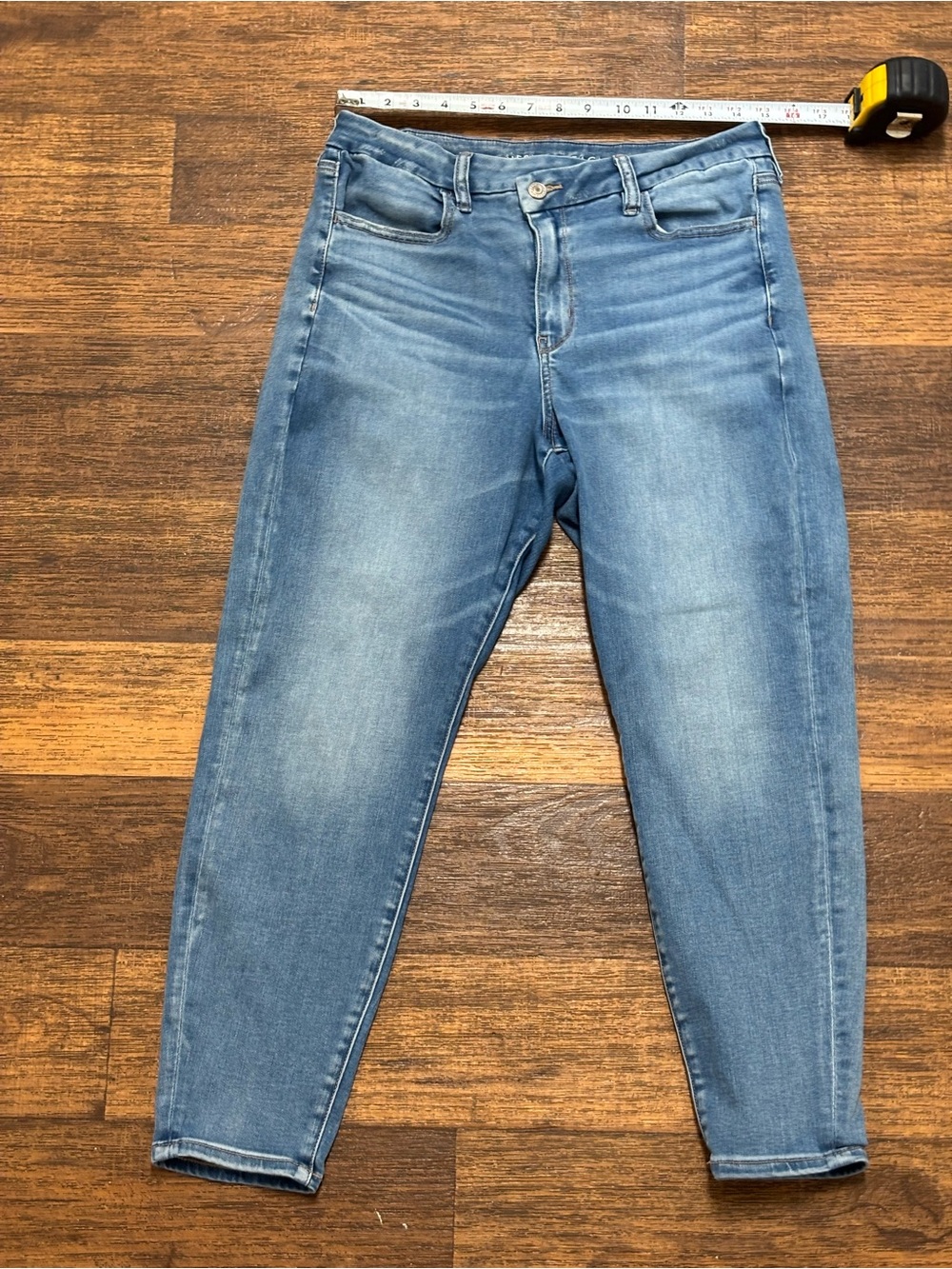 American Eagle Outfitters Light Blue Skinny Jeans